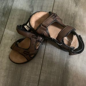 Boys sandals Okie Dokie